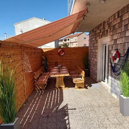 Daire In 43066 Crikvenica